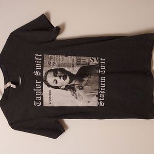Taylor Swift Reputation Stadium Tour Tee Women's Size S